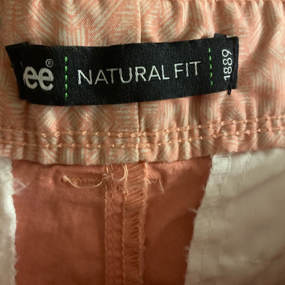 Shorts - Picture 5 of 8